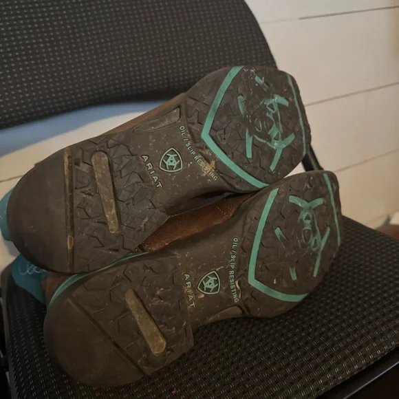 Ariat Anthem Shortie Square Toe Women’s Pull On Boot Size 9 - Picture 4 of 5